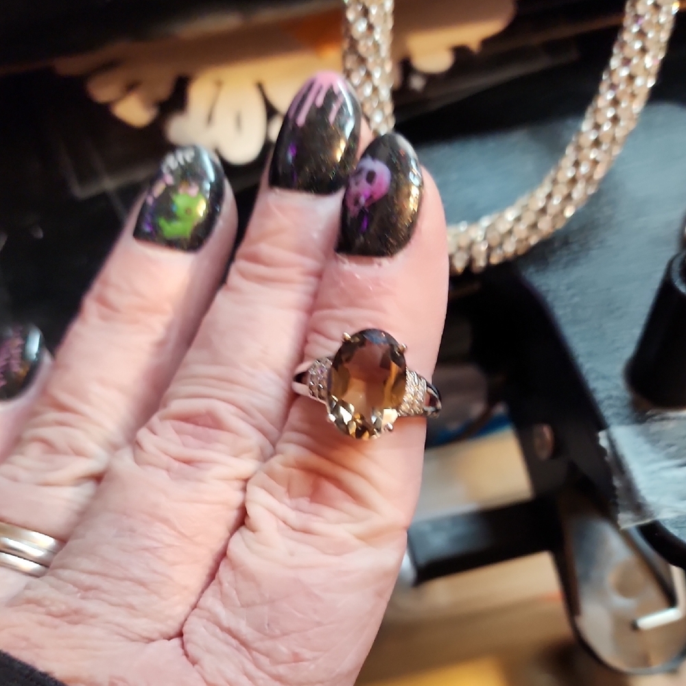 Elegant Silver and Brown Gemstone Ring